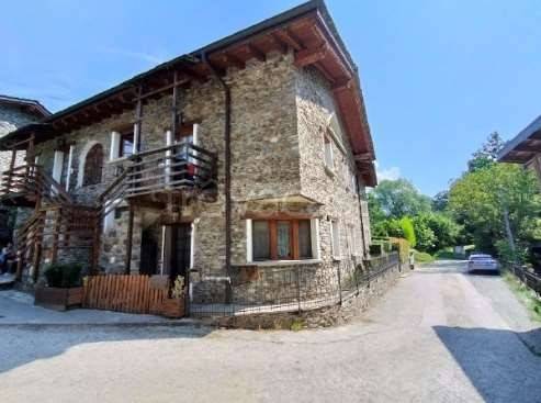 appartamento in vendita a Colico