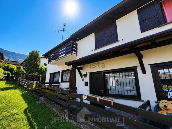 casa semindipendente in vendita a Colico
