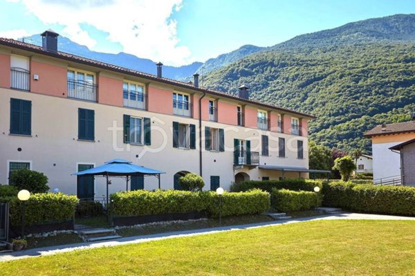 casa indipendente in vendita a Colico