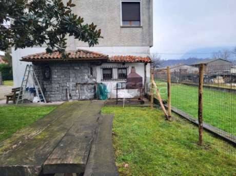 terreno edificabile in vendita a Colico