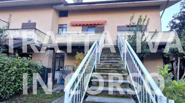 appartamento in vendita a Colico in zona Curcio