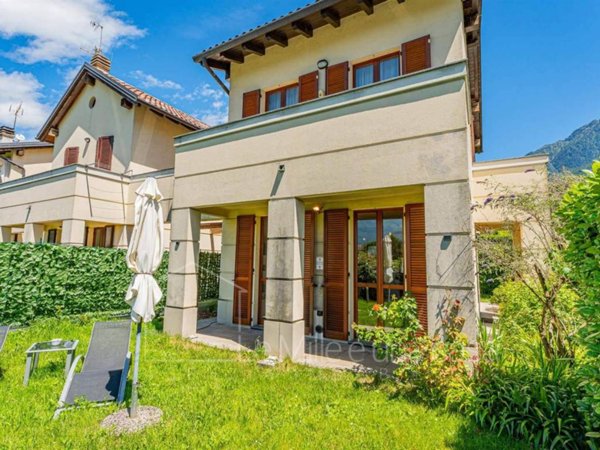 casa indipendente in vendita a Colico