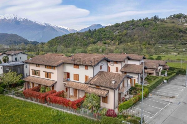 appartamento in vendita a Colico