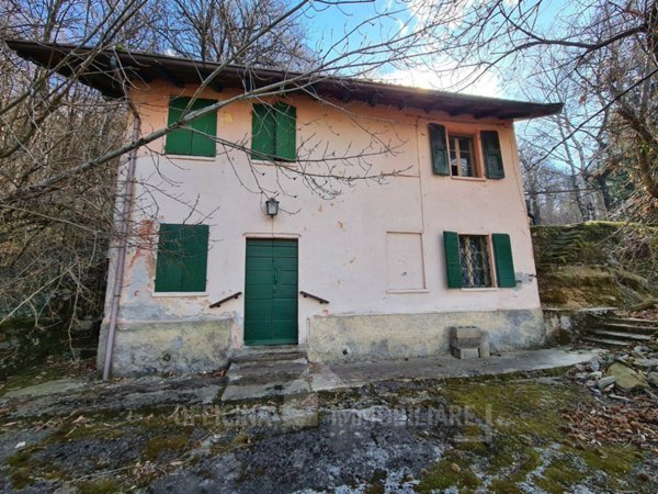 casa indipendente in vendita a Colico in zona Curcio