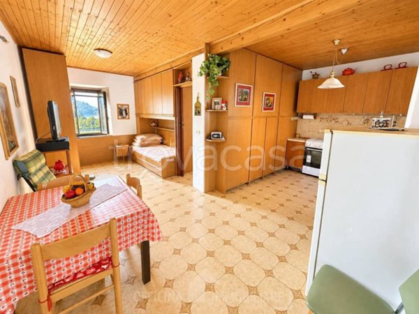 appartamento in vendita a Colico