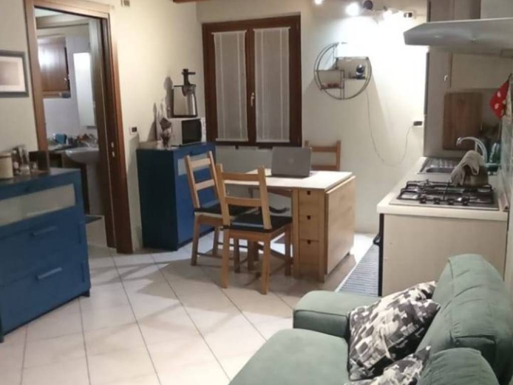 appartamento in vendita a Colle Brianza in zona Campsirago