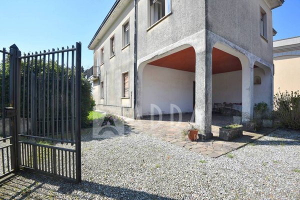 casa indipendente in vendita a Colle Brianza in zona Ravellino