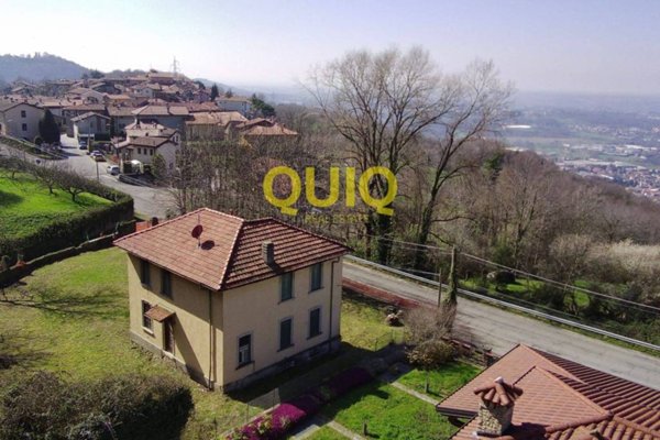 casa indipendente in vendita a Colle Brianza in zona Ravellino