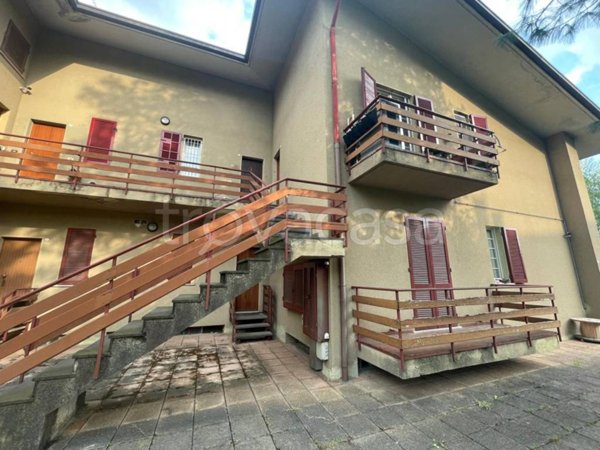 appartamento in vendita a Colle Brianza in zona Nava
