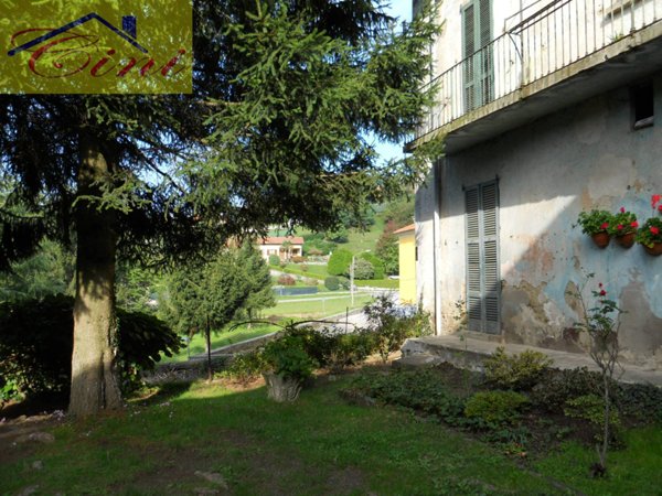 casa indipendente in vendita a Colle Brianza in zona Nava