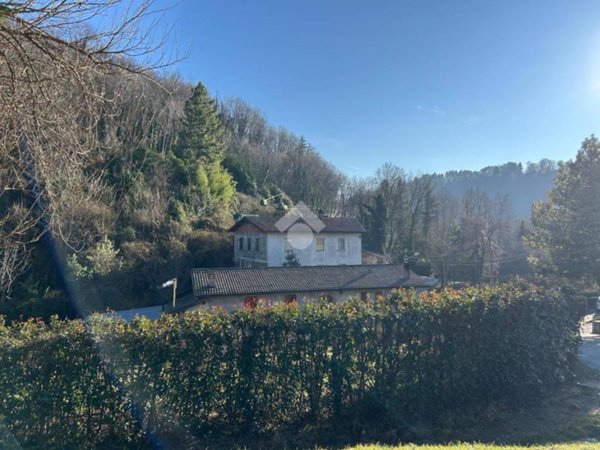 casa indipendente in vendita a Colle Brianza in zona Cagliano