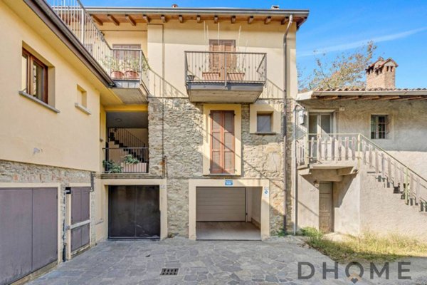 appartamento in vendita a Colle Brianza in zona Nava