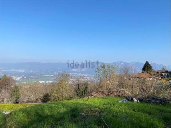 casa indipendente in vendita a Colle Brianza in zona Scerizza