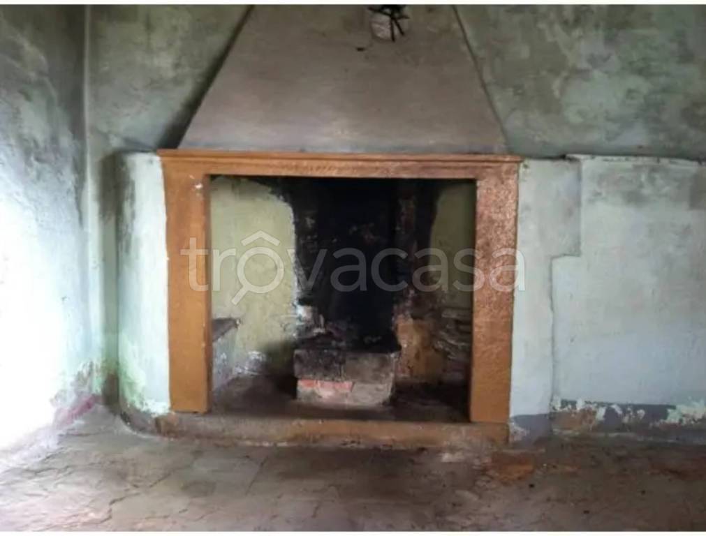 casa indipendente in vendita a Colle Brianza in zona Giovenzana