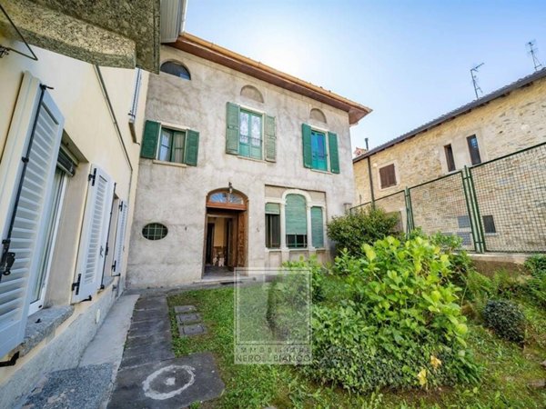 casa semindipendente in vendita a Colle Brianza in zona Ravellino