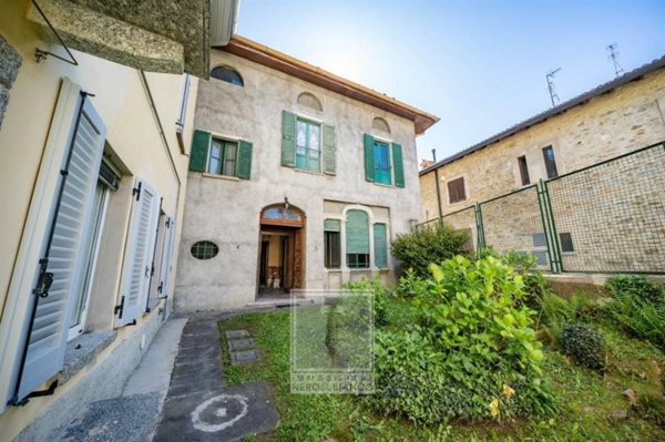 casa semindipendente in vendita a Colle Brianza in zona Ravellino