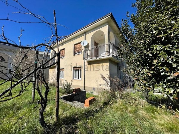casa indipendente in vendita a Colle Brianza in zona Ravellino