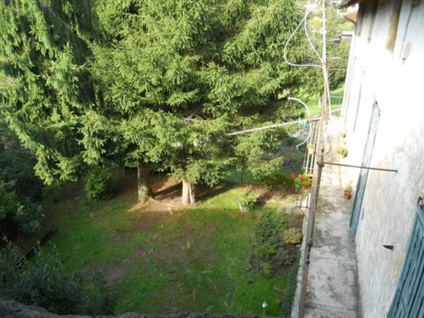 casa indipendente in vendita a Colle Brianza in zona Nava