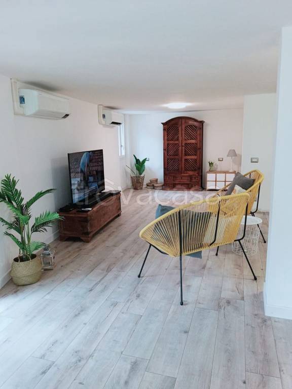 casa indipendente in vendita a Cortenova