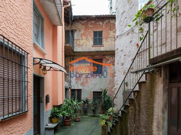 casa indipendente in vendita a Cortenova