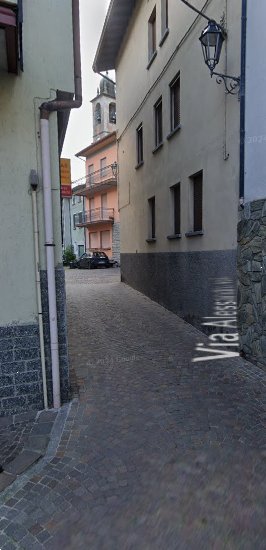 locale di sgombero in vendita a Cortenova