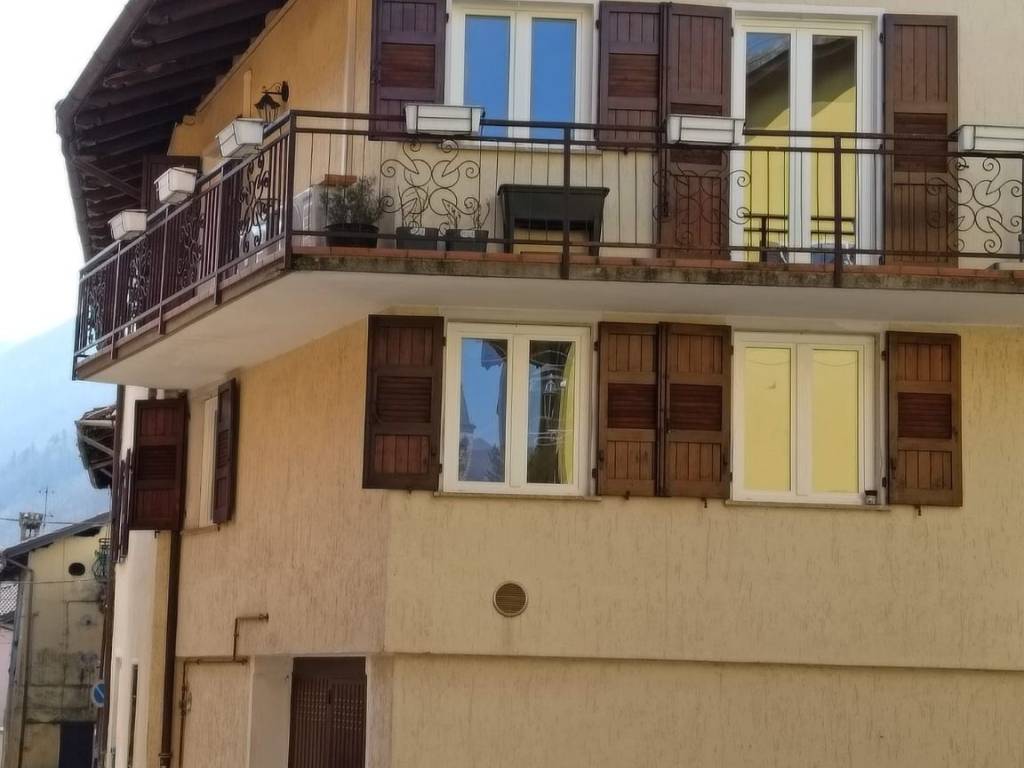 casa indipendente in vendita a Cortenova