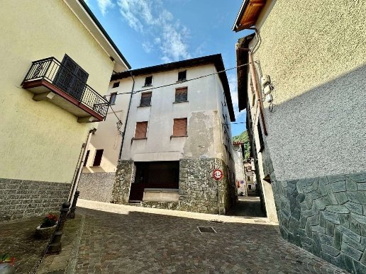appartamento in vendita a Cortenova