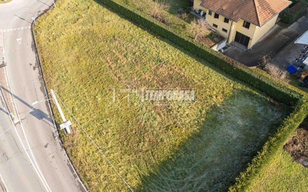 terreno edificabile in vendita a Costa Masnaga