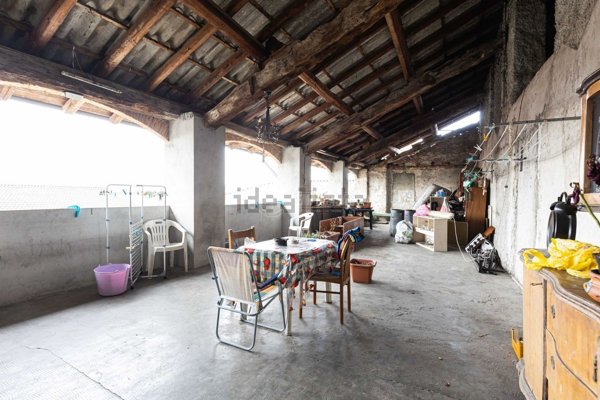 appartamento in vendita a Costa Masnaga