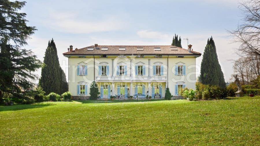 casa indipendente in vendita a Costa Masnaga