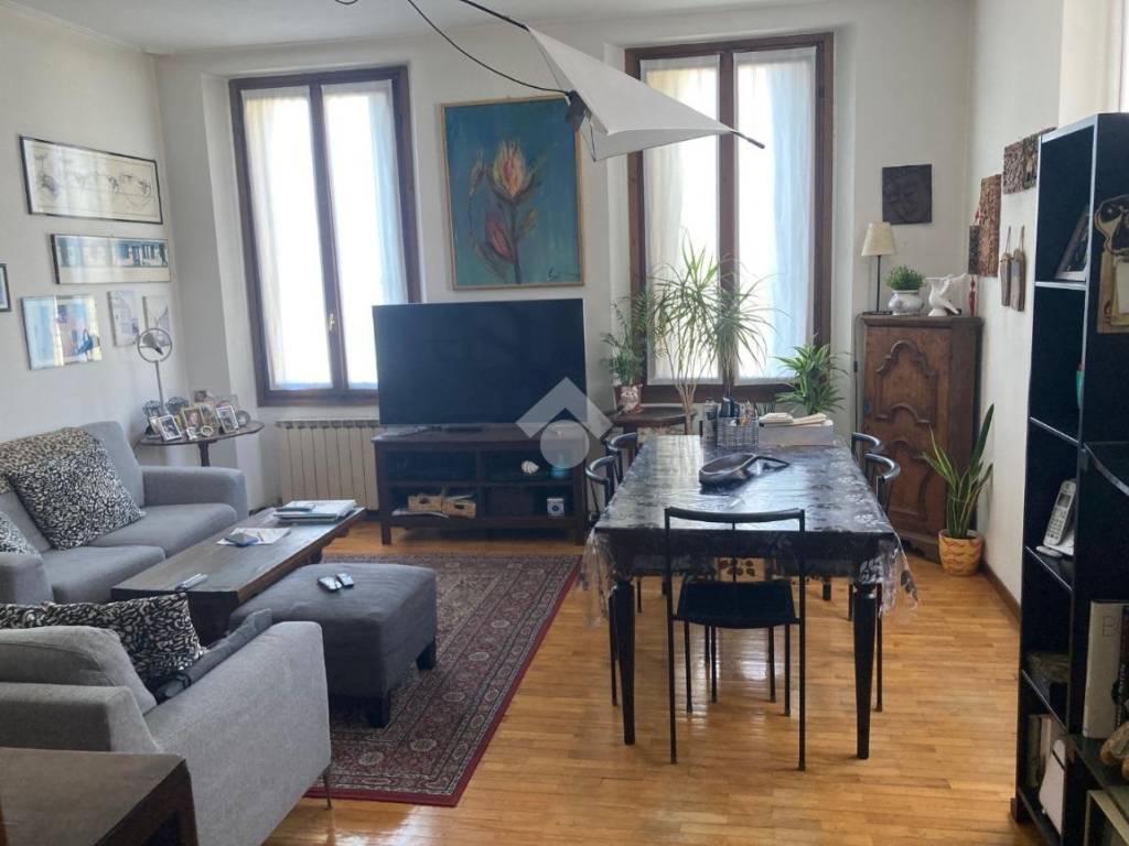 appartamento in vendita a Costa Masnaga