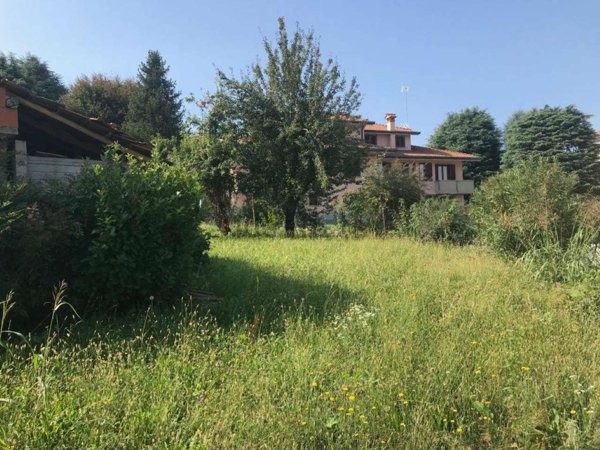 casa indipendente in vendita a Costa Masnaga