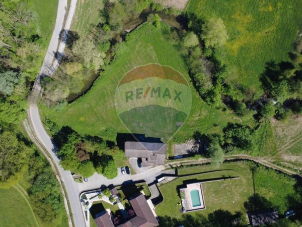 terreno edificabile in vendita a Costa Masnaga