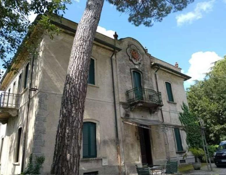 casa indipendente in vendita a Costa Masnaga