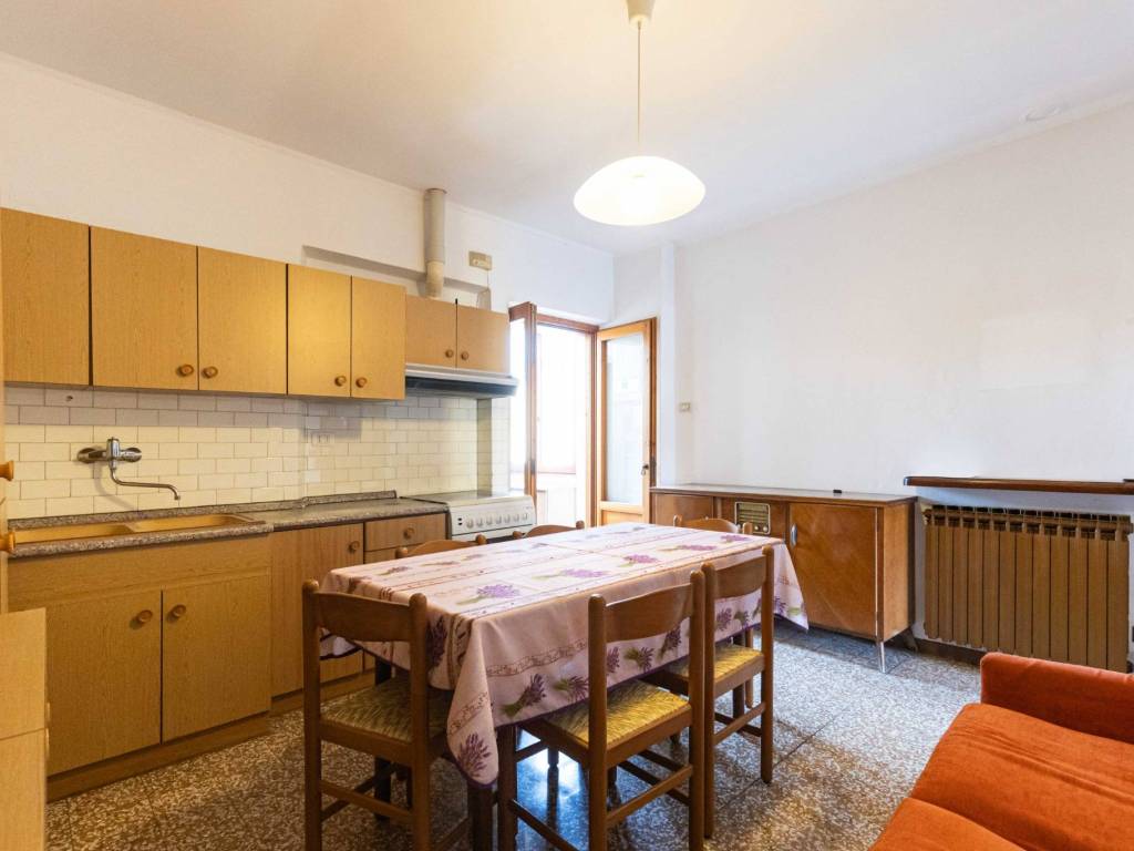 appartamento in vendita a Costa Masnaga