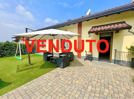 appartamento in vendita a Costa Masnaga
