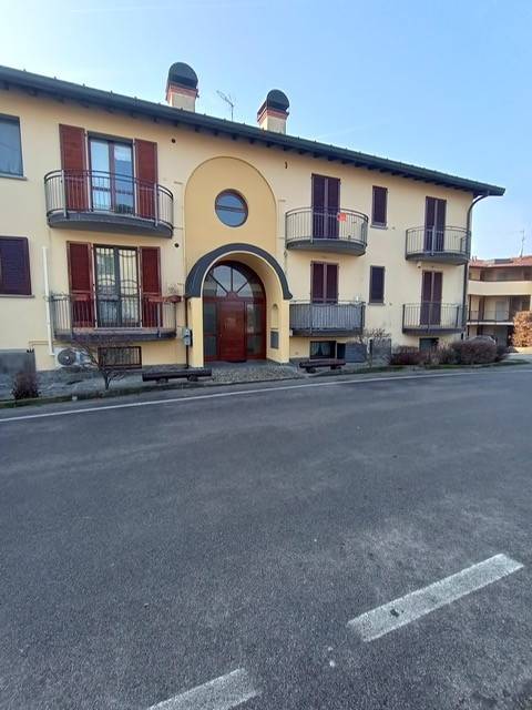appartamento in vendita a Costa Masnaga
