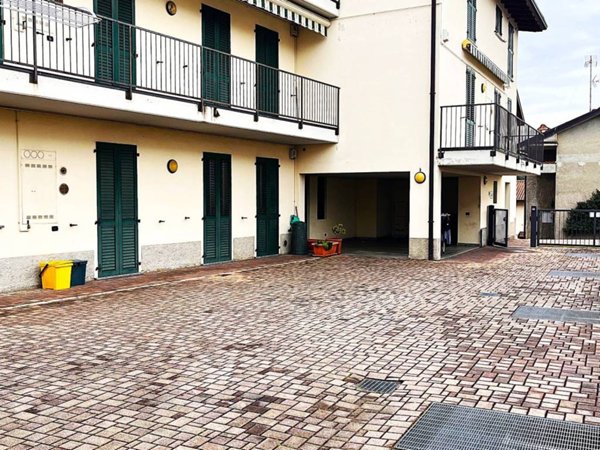appartamento in vendita a Costa Masnaga