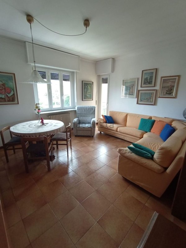 appartamento in vendita a Costa Masnaga
