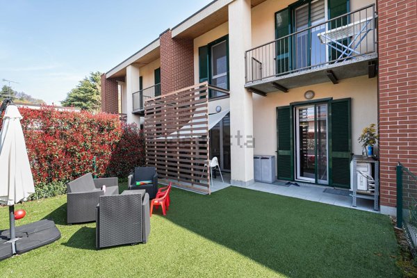 casa indipendente in vendita a Costa Masnaga