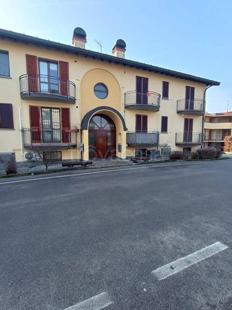 appartamento in vendita a Costa Masnaga