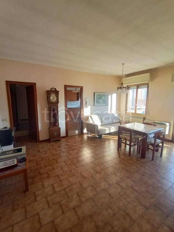 appartamento in vendita a Costa Masnaga