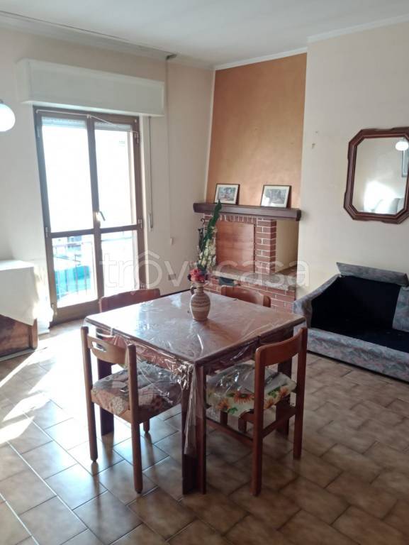 appartamento in vendita a Costa Masnaga