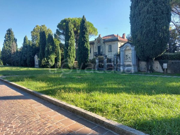 casa indipendente in vendita a Costa Masnaga