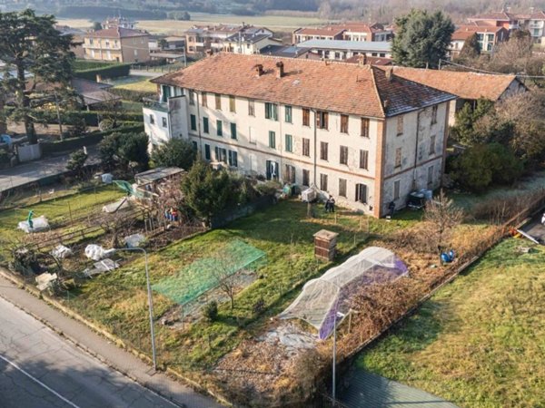 casa indipendente in vendita a Costa Masnaga