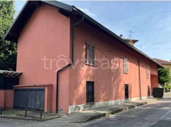 casa indipendente in vendita a Costa Masnaga