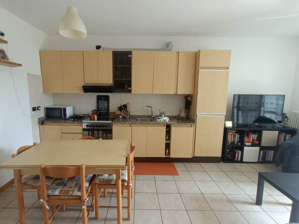 appartamento in vendita a Costa Masnaga
