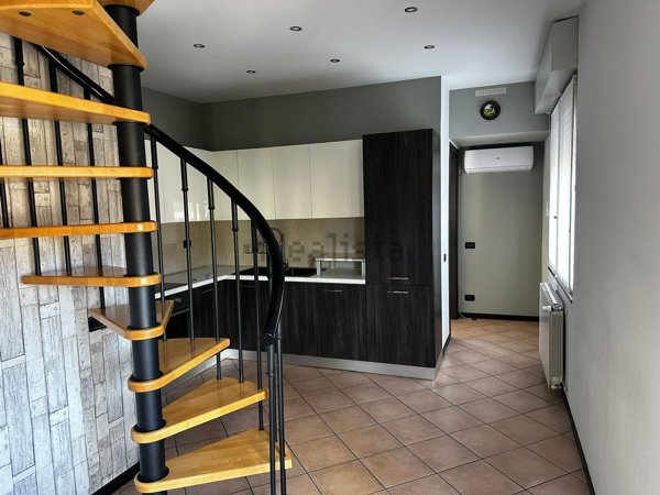 appartamento in vendita a Costa Masnaga