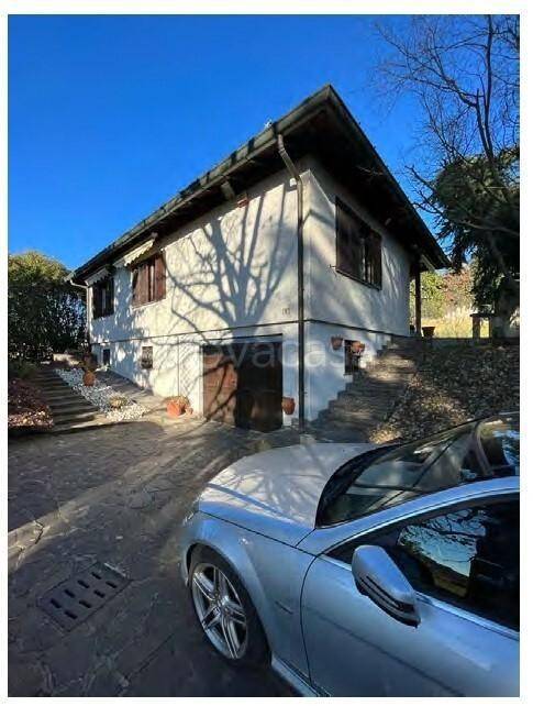 casa indipendente in vendita a Costa Masnaga