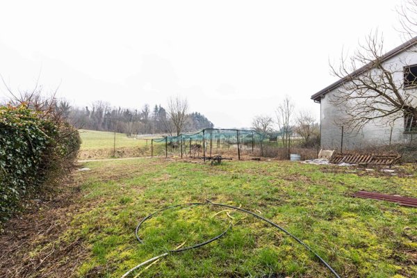 appartamento in vendita a Costa Masnaga